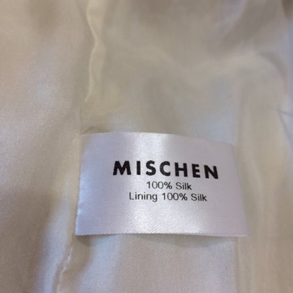 Mini dress with wine & lipstick theme - Picture 7 of 8